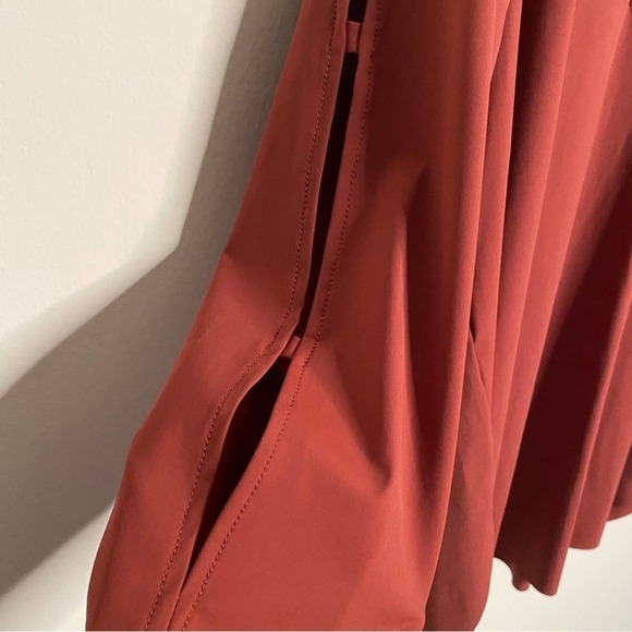 Lysse Nylon Popover Shirt Blouse Size XL Brown Stretch Cut Out Long Sleeve Tunic - Picture 13 of 15